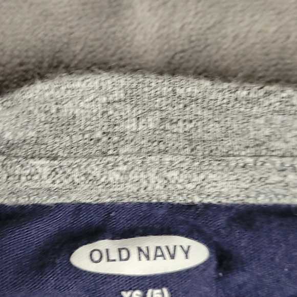 Shirt - Picture 2 of 3